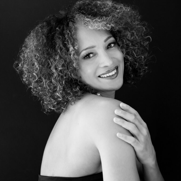 Dr Gillian Rai – Holistic health, occupational therapy & yoga